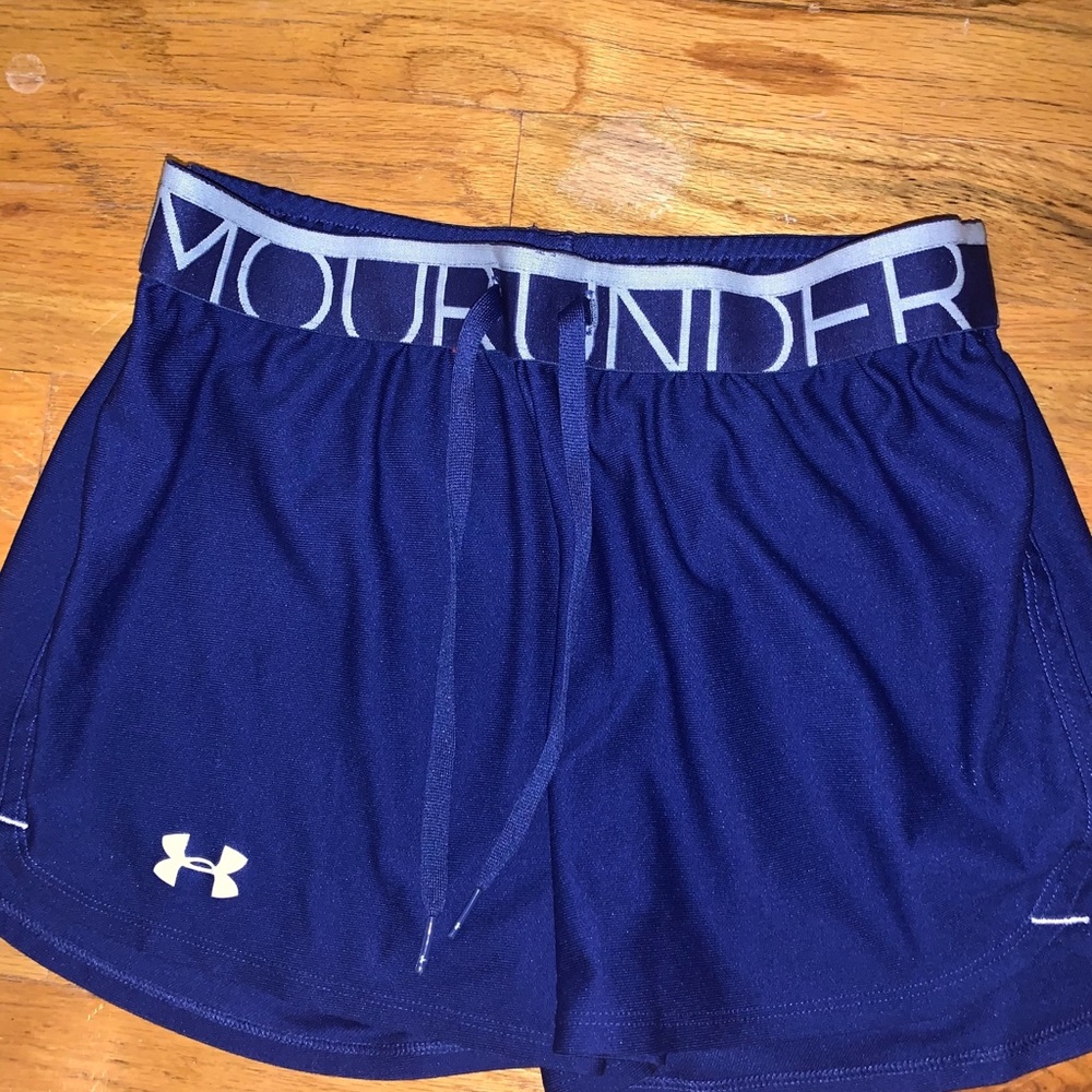 Women’s under armour dark blue athletic shorts